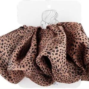 Leopard Print Hair Scrunchie